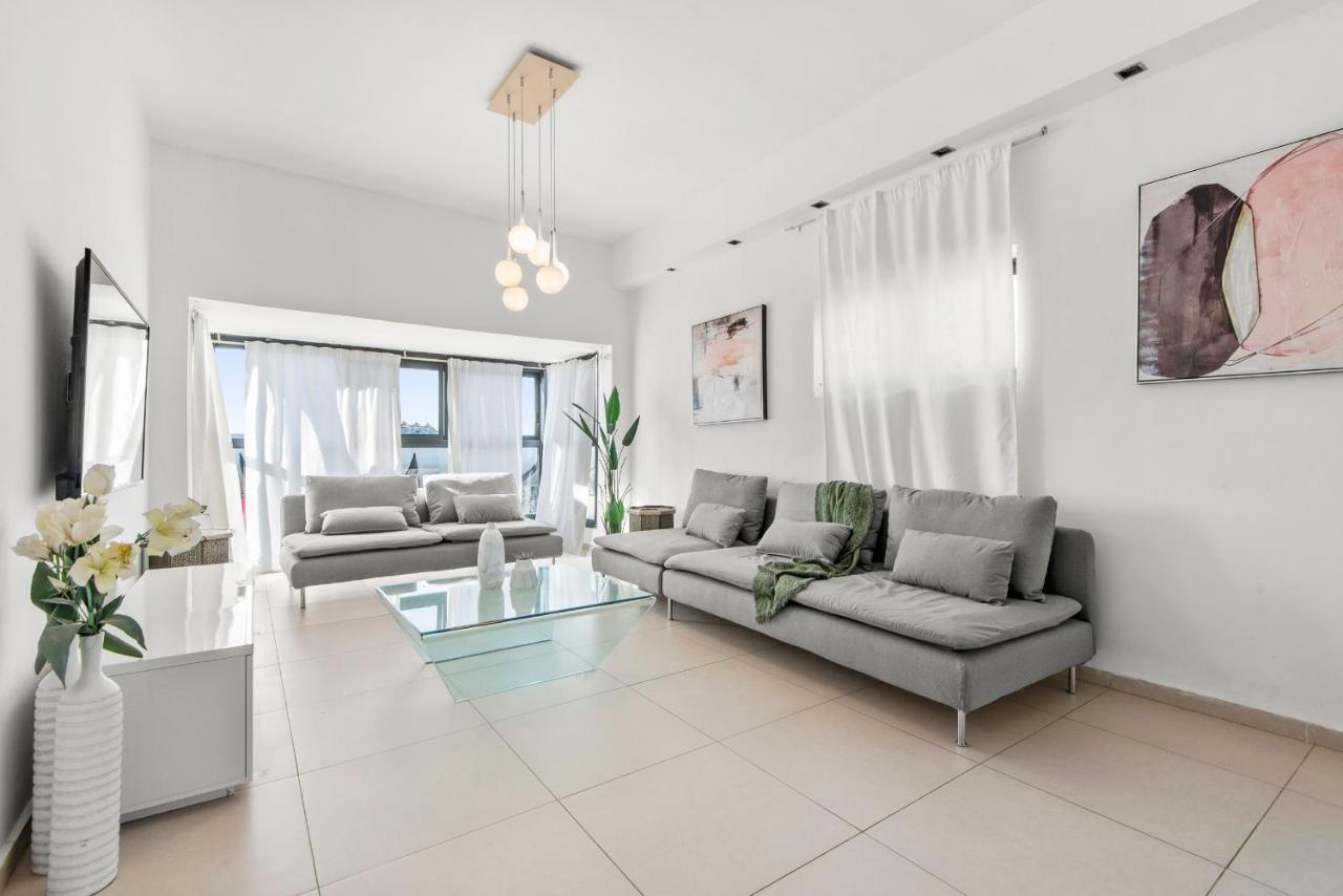 Glorious Renovated Apartment On Top Of The Beach Tel Awiw Zewnętrze zdjęcie